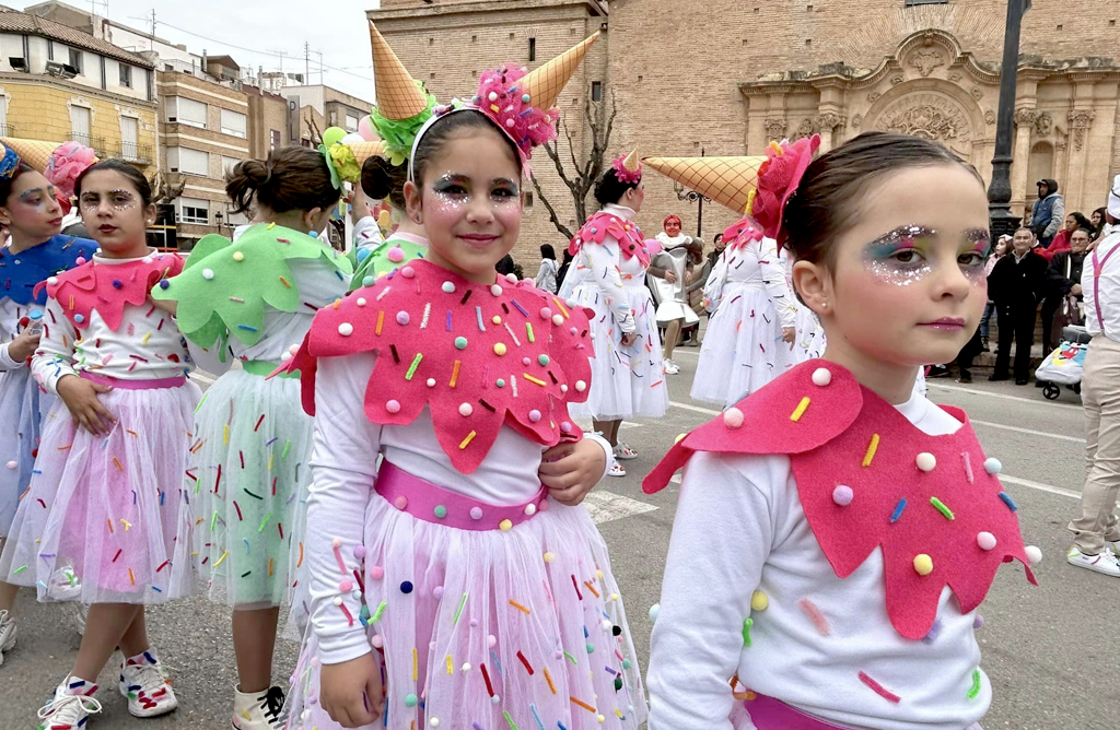 La magia del Carnaval lleg a Totana de la mano de los ms pequeos 